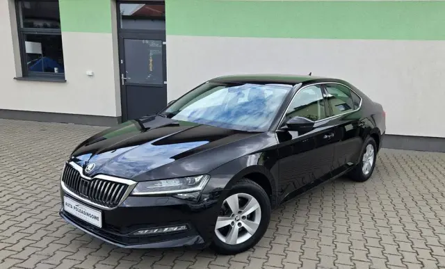 SKODA Superb 1.5 TSI Ambition DSG