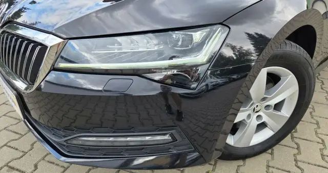 SKODA Superb 1.5 TSI Ambition DSG