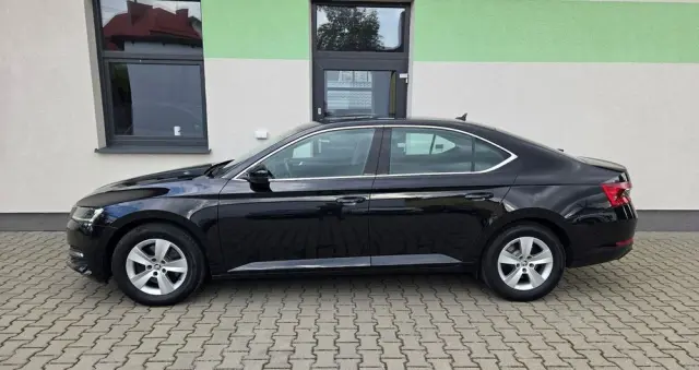 SKODA Superb 1.5 TSI Ambition DSG
