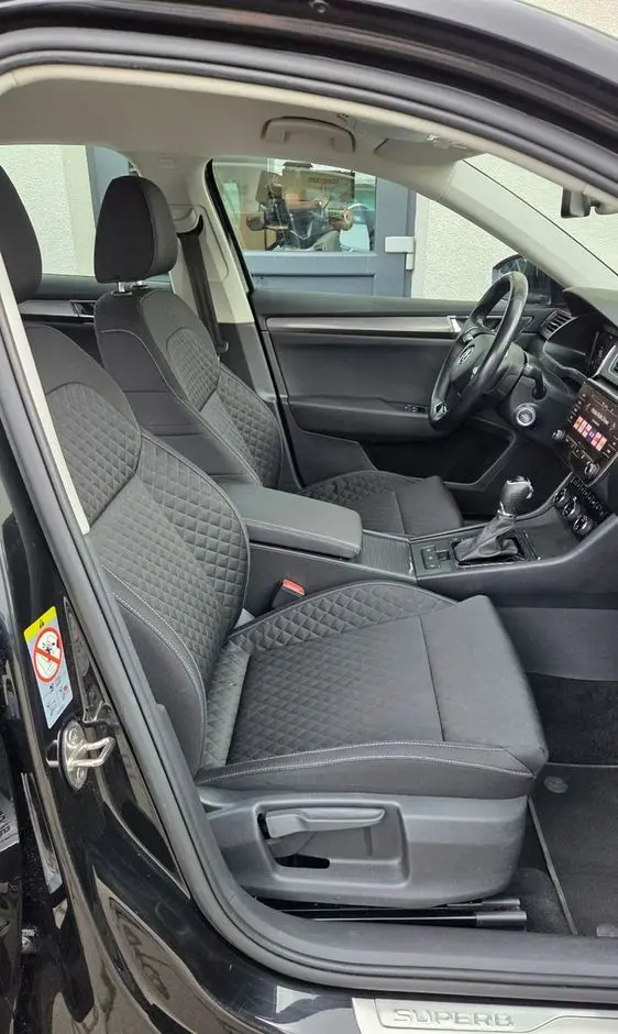 SKODA Superb 1.5 TSI Ambition DSG