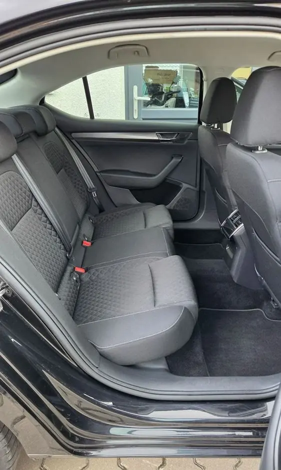 SKODA Superb 1.5 TSI Ambition DSG