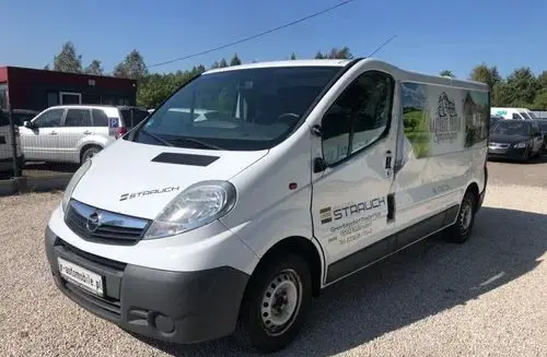 OPEL Vivaro 