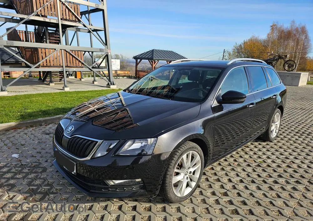 SKODA Octavia Combi 1.4 TSI (Green tec) Style