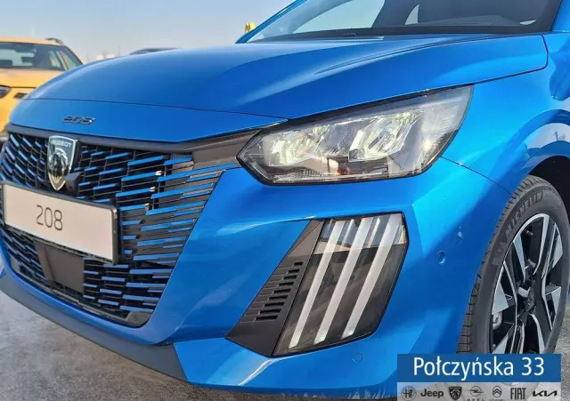 PEUGEOT 208 
