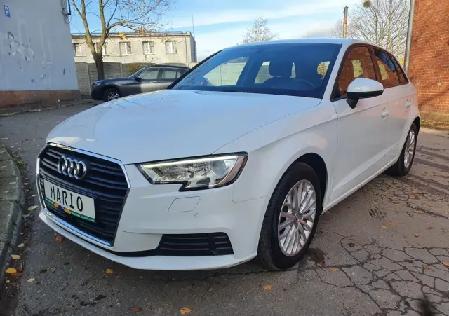 AUDI A3 Sportback 