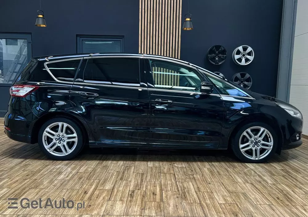 FORD S-Max 2.0 TDCi Titanium