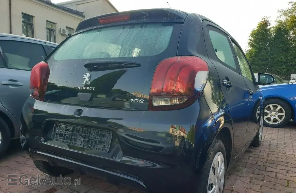 PEUGEOT 108 