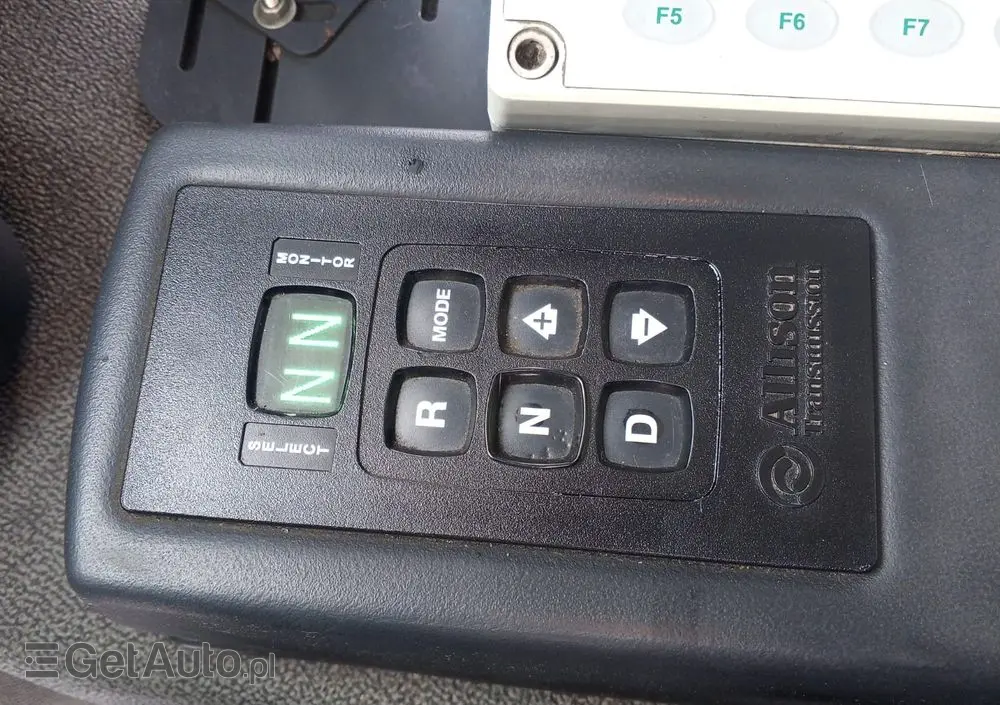 RENAULT Renault Śmieciarka EURO 6 Renault D19/ Mały przebieg i udokumentowany 