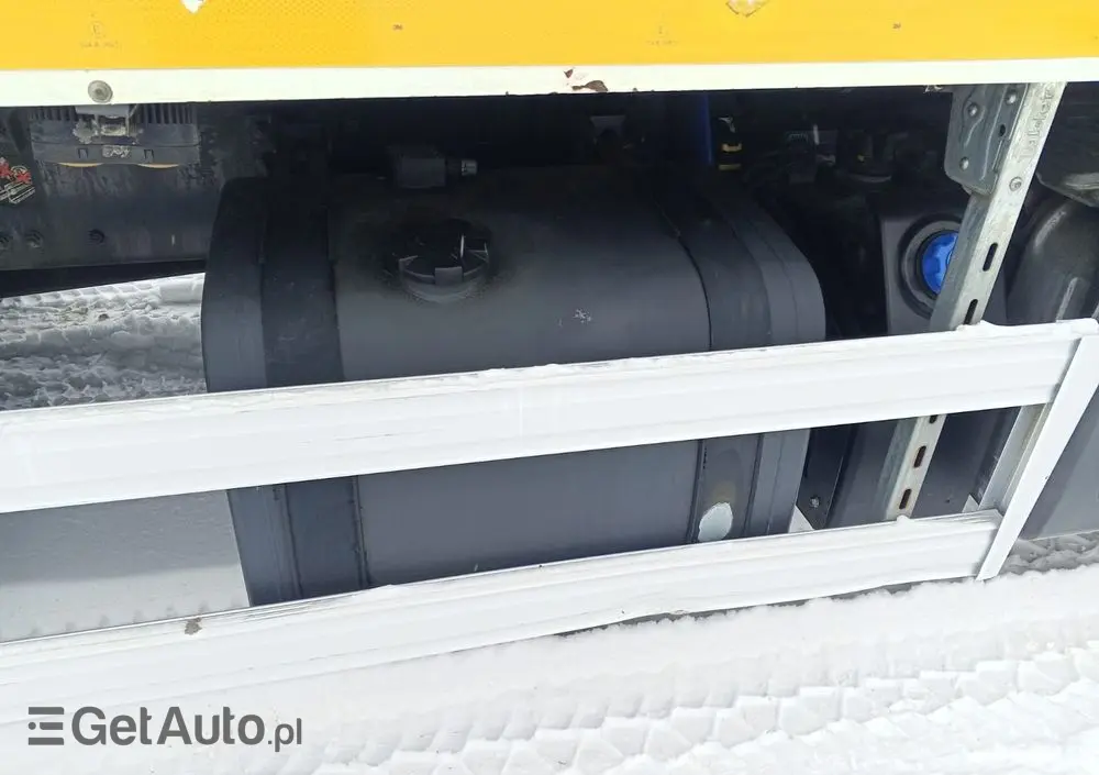 RENAULT Renault Śmieciarka EURO 6 Renault D19/ Mały przebieg i udokumentowany 