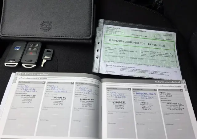 VOLVO V40 D2 Momentum