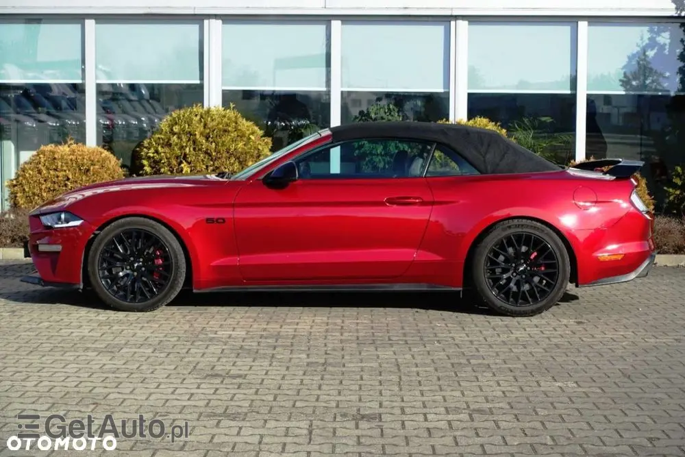 FORD Mustang 