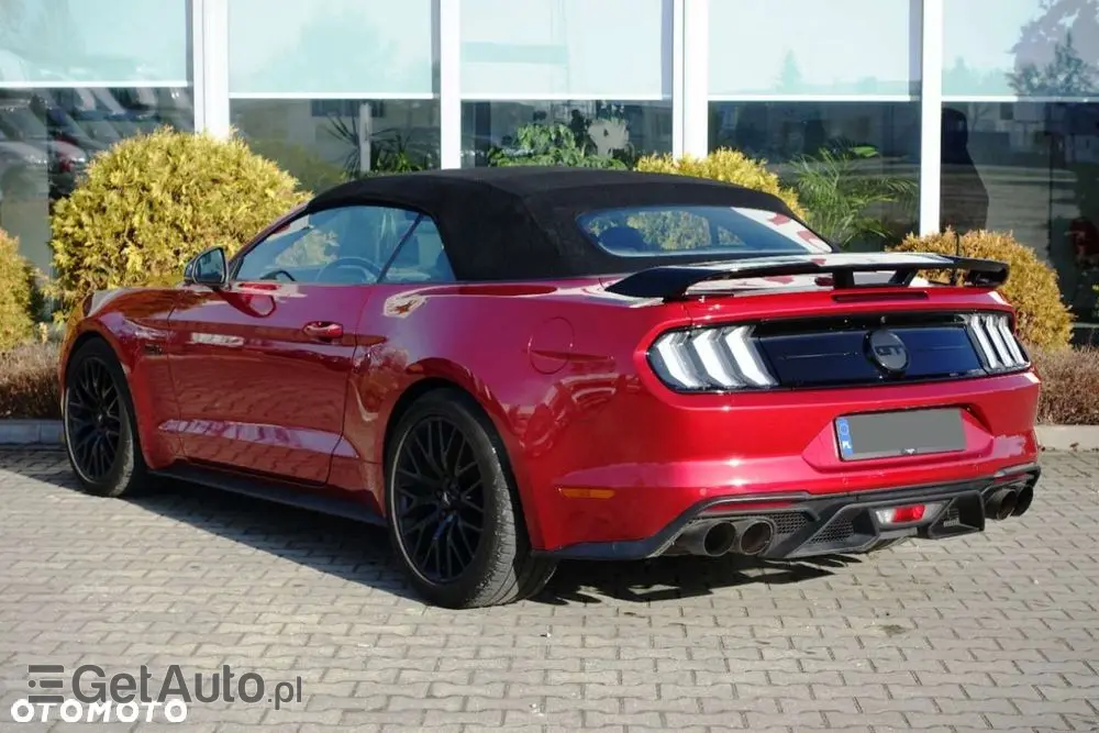 FORD Mustang 