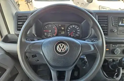 VOLKSWAGEN Crafter 