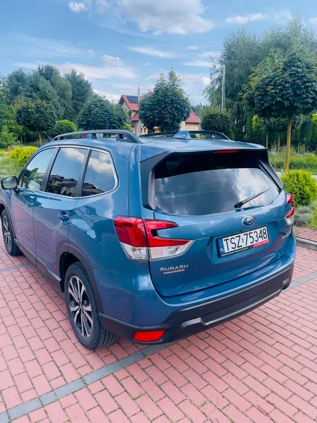 SUBARU Forester Platinum AWD Lineartronic