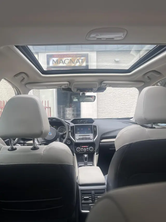 SUBARU Forester Platinum AWD Lineartronic