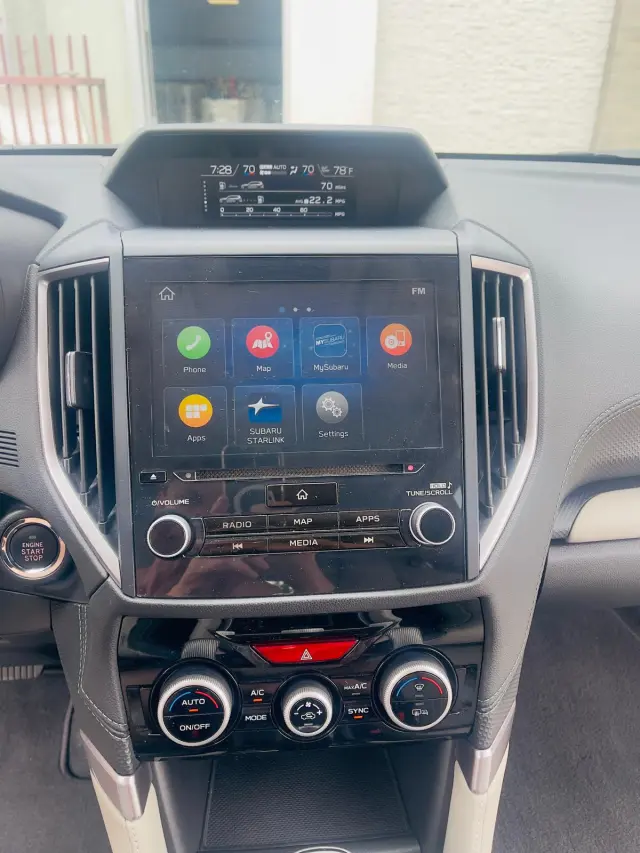 SUBARU Forester Platinum AWD Lineartronic