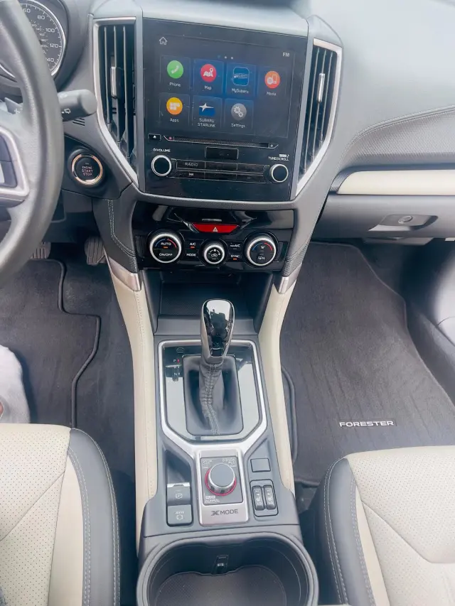 SUBARU Forester Platinum AWD Lineartronic