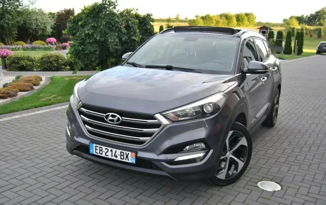 HYUNDAI Tucson 