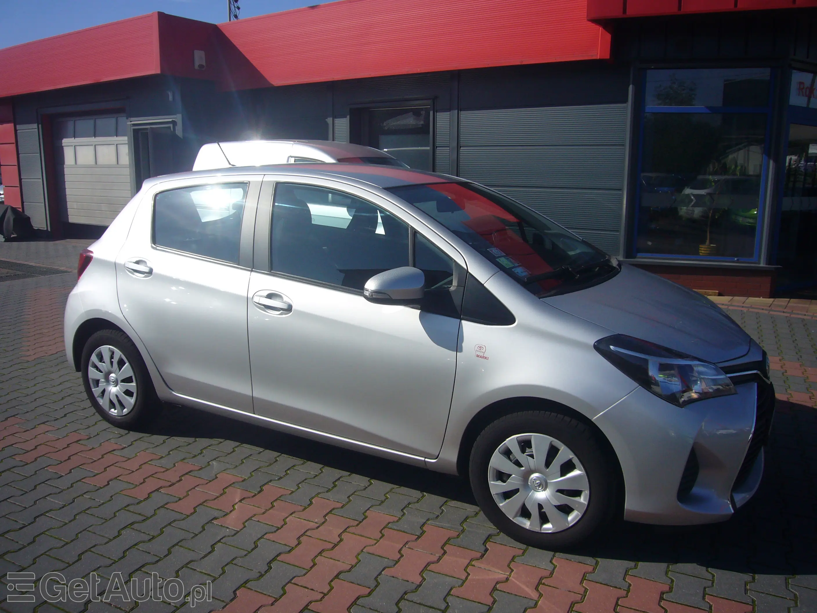 TOYOTA Yaris 