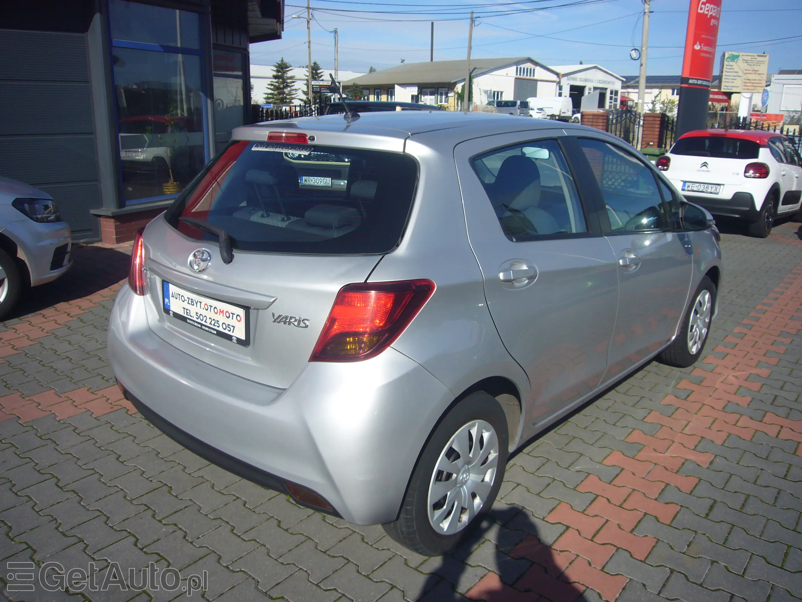 TOYOTA Yaris 