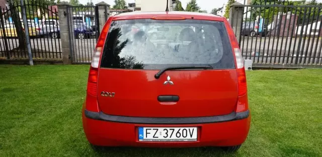 MITSUBISHI Colt 