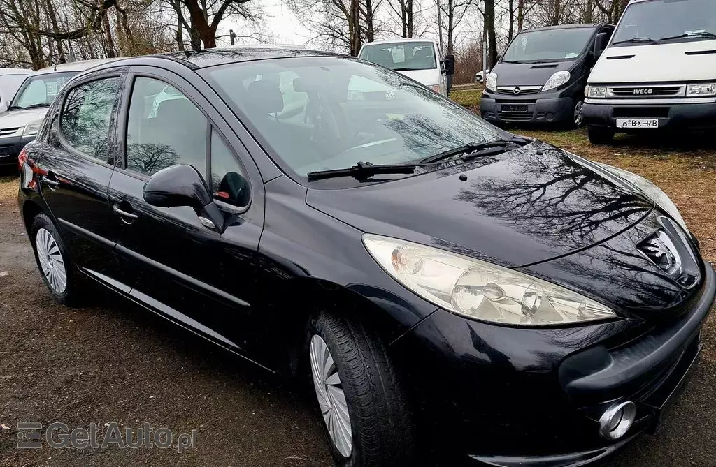 PEUGEOT 207 
