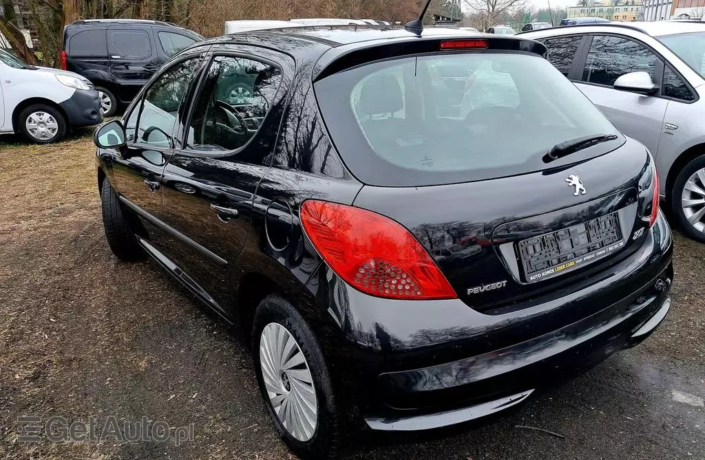 PEUGEOT 207 