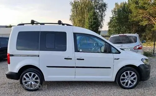 VOLKSWAGEN Caddy California 