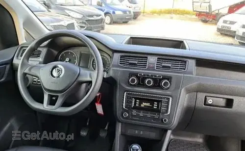 VOLKSWAGEN Caddy California 