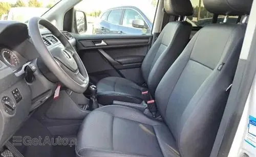 VOLKSWAGEN Caddy California 