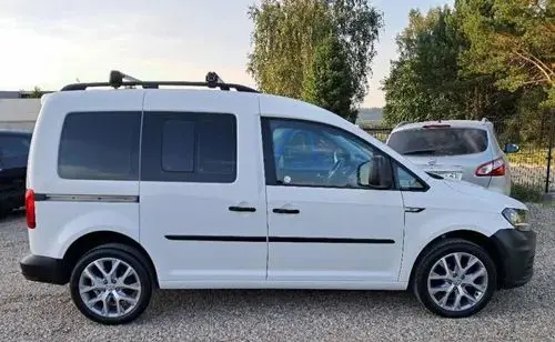 VOLKSWAGEN Caddy California 