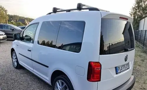 VOLKSWAGEN Caddy California 