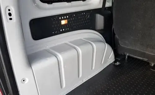 VOLKSWAGEN Caddy California 