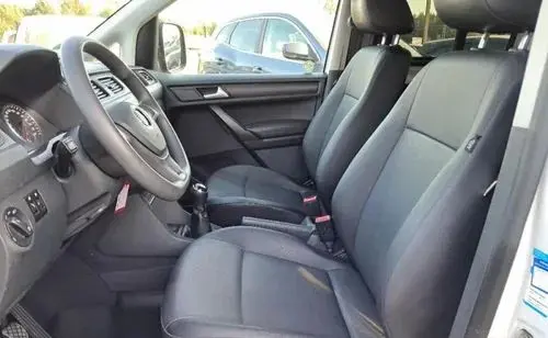 VOLKSWAGEN Caddy California 