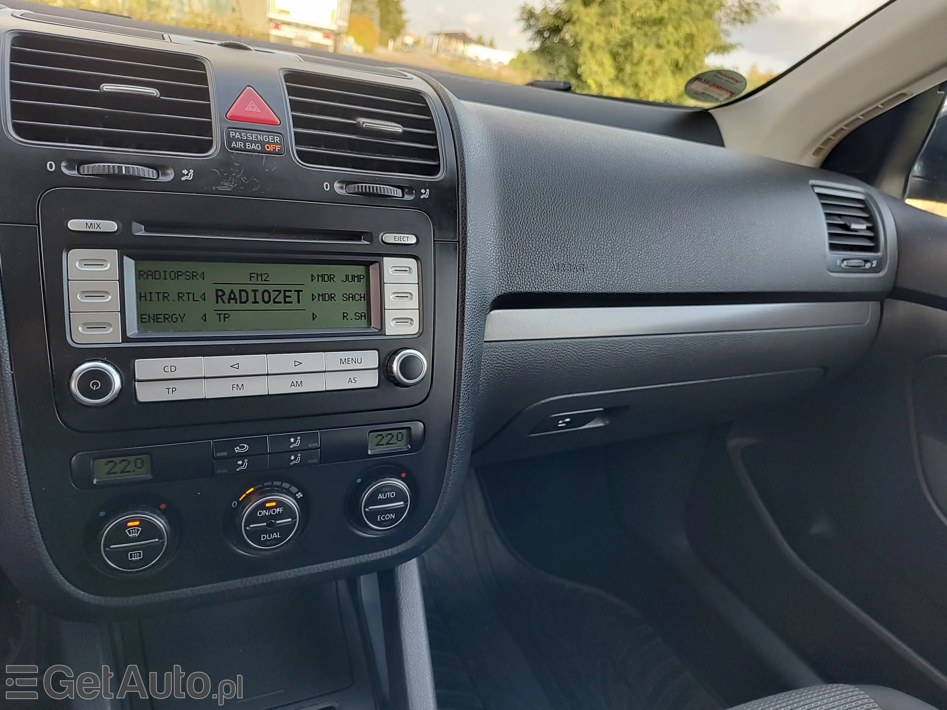 VOLKSWAGEN Jetta Sportline