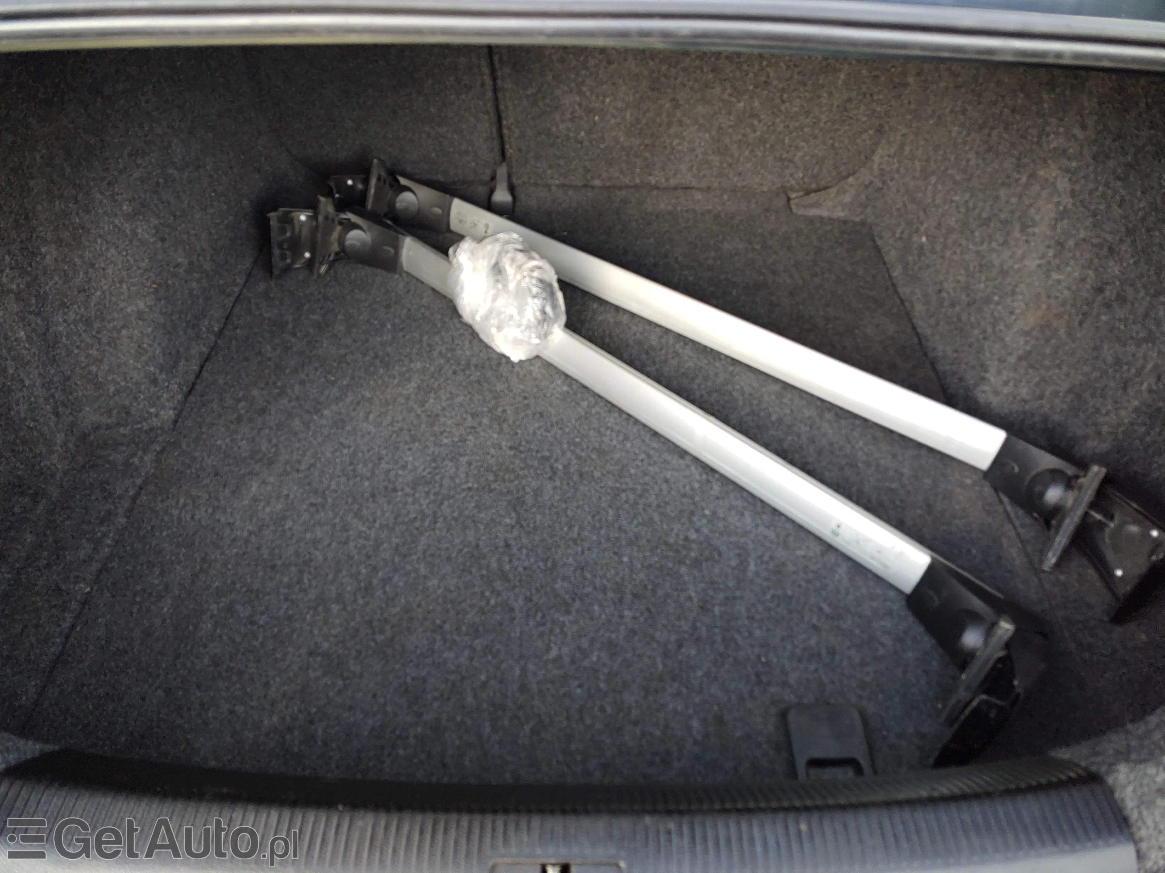 VOLKSWAGEN Jetta Sportline