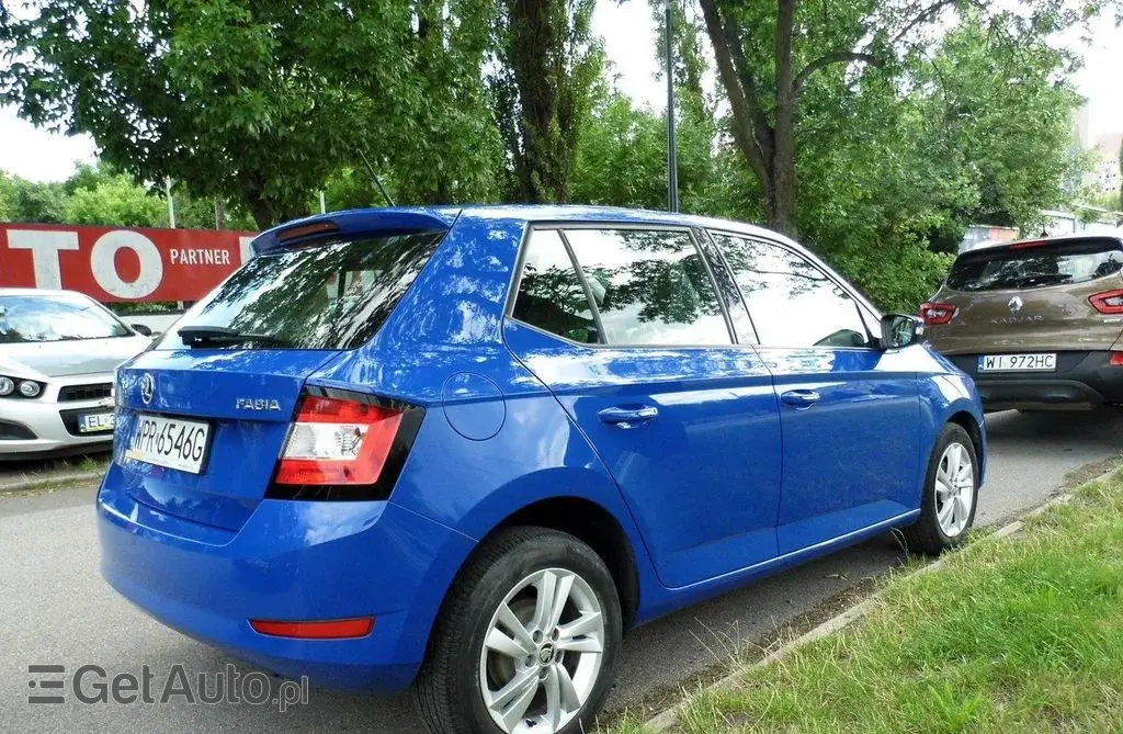 SKODA Fabia 