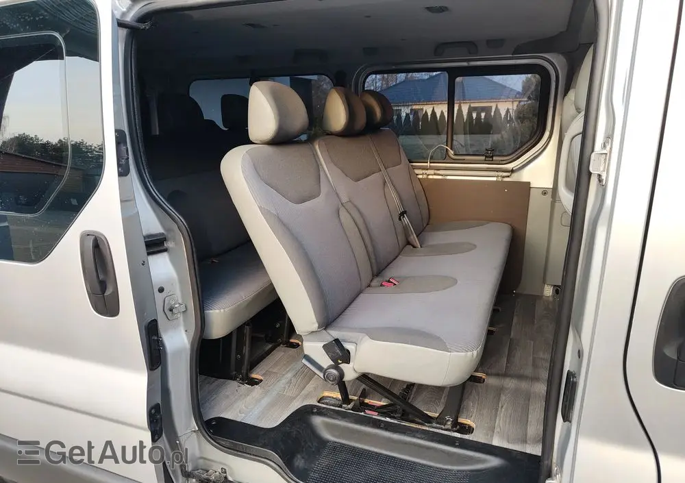 OPEL Vivaro L2H1 2.9t