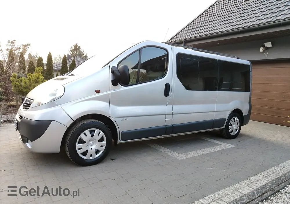 OPEL Vivaro L2H1 2.9t