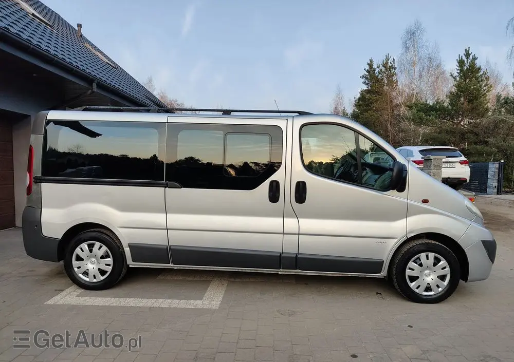 OPEL Vivaro L2H1 2.9t