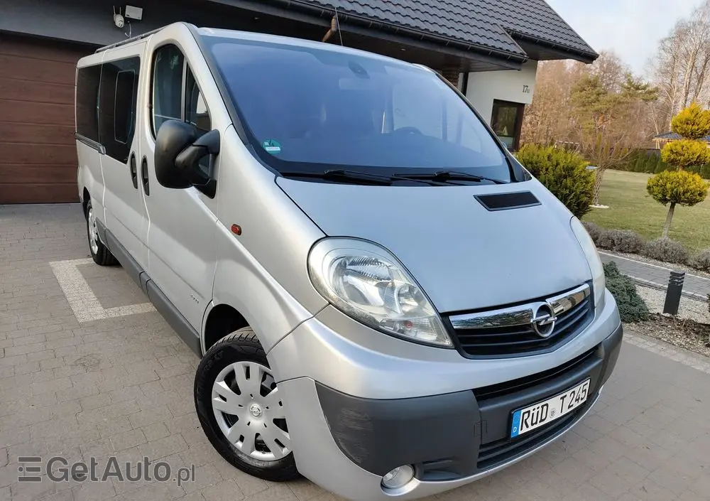 OPEL Vivaro L2H1 2.9t