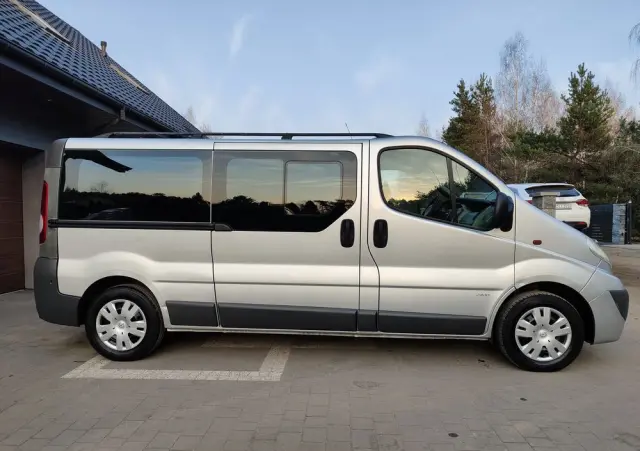 OPEL Vivaro L2H1 2.9t