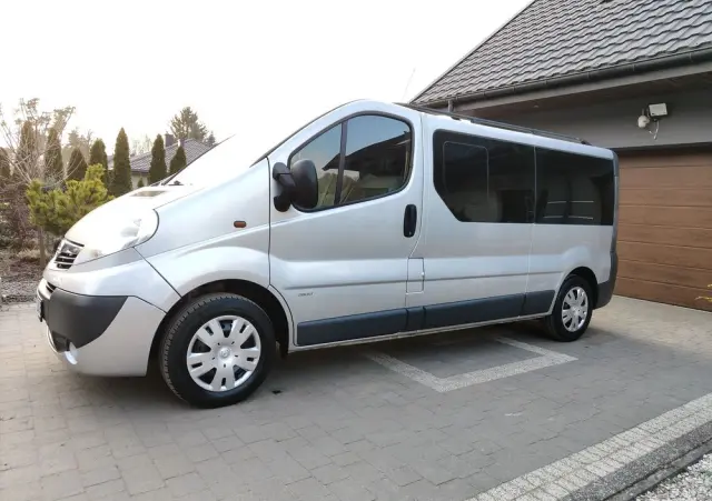 OPEL Vivaro L2H1 2.9t
