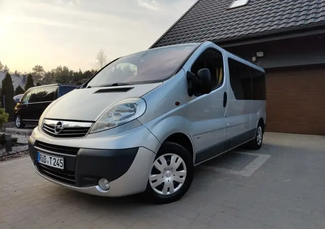 OPEL Vivaro L2H1 2.9t