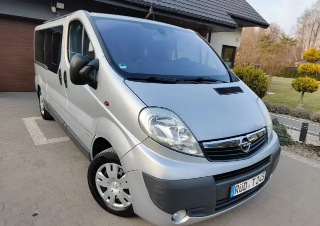 OPEL Vivaro L2H1 2.9t