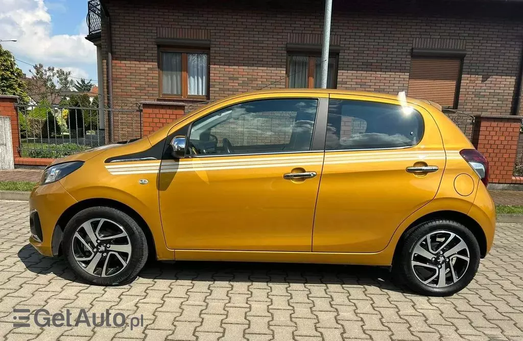 PEUGEOT 108 