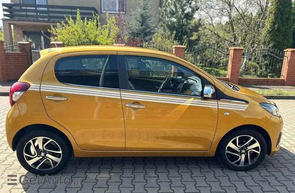 PEUGEOT 108 