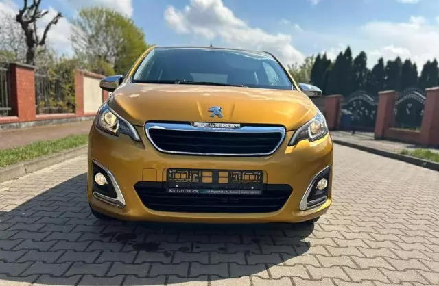 PEUGEOT 108 