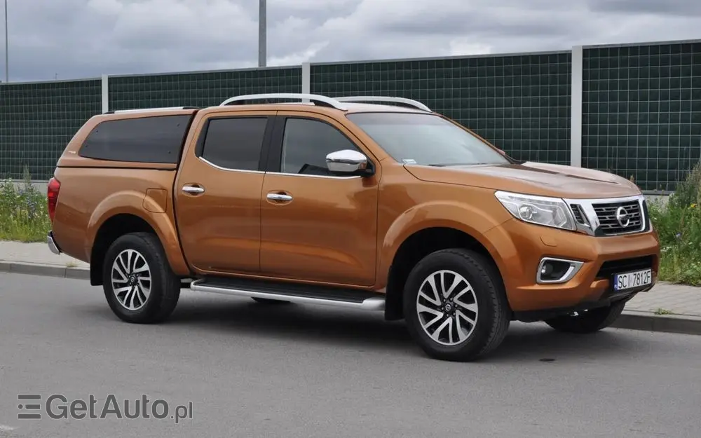 NISSAN Navara 
