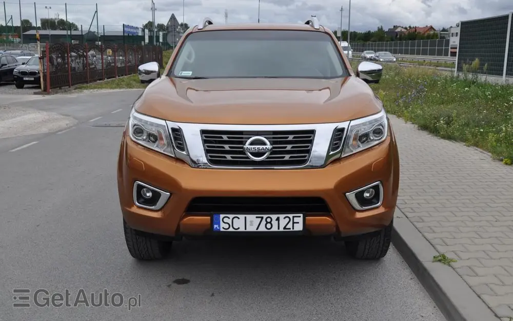 NISSAN Navara 